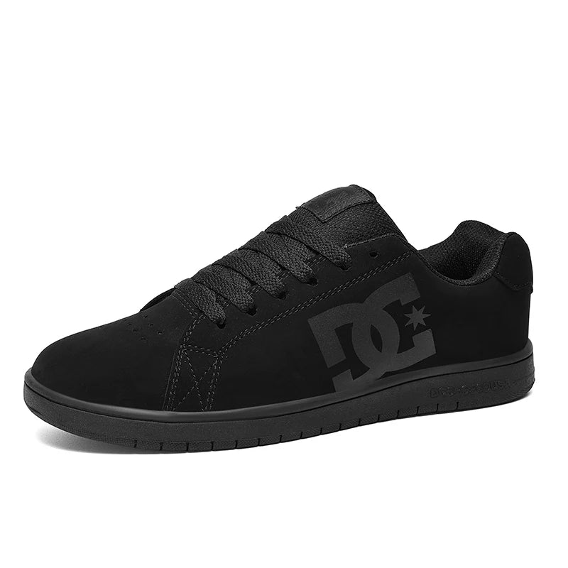 Hot Sale Black Men's Skateboard Shoes Fashion Brand Sneakers for Men Flat Trainer Low top Casual Sneaker Men zapatillas de skate